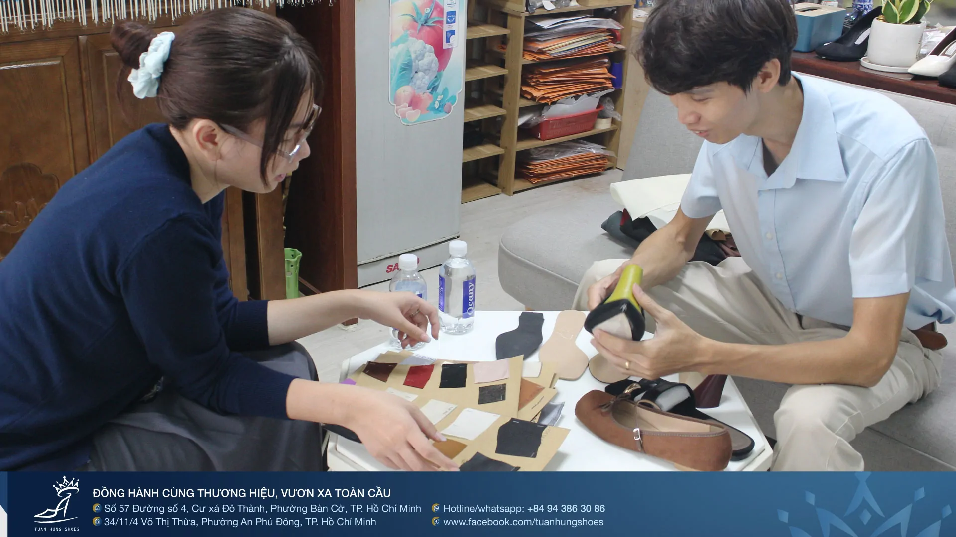 Xu Hướng Giày 2026: 7 Dự Báo Quan Trọng Về Màu Sắc- Form Dáng- Chất Liệu 2 Photo T10.2025 5 Chien luot quan tri don hang 02